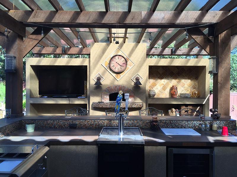 patio with kitchen