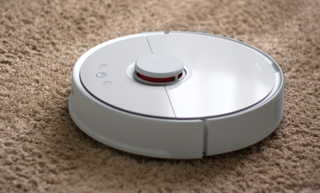 robotic vacuum cleaner